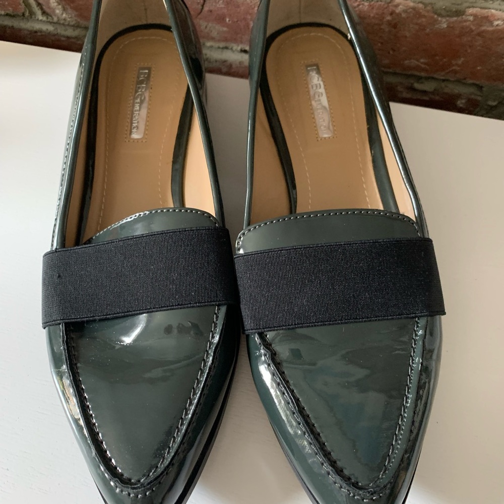 Bcbg flats